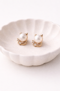 Pearl Cat Stud Earrings