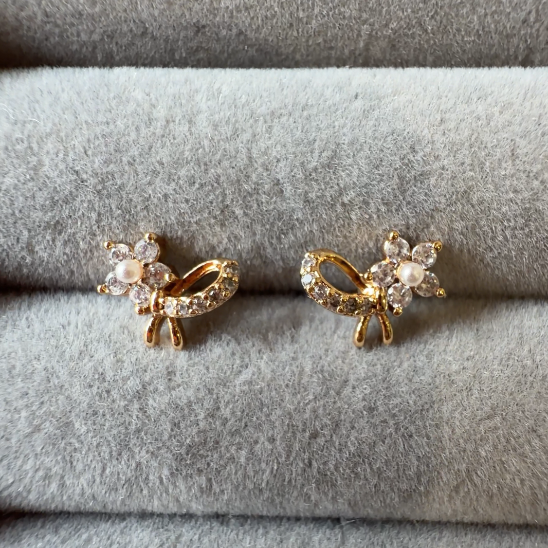 Bow Knot with Floral Detail Stud Earrings